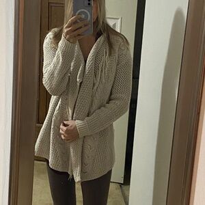 Oversized Guess Fringed Knit Sweater